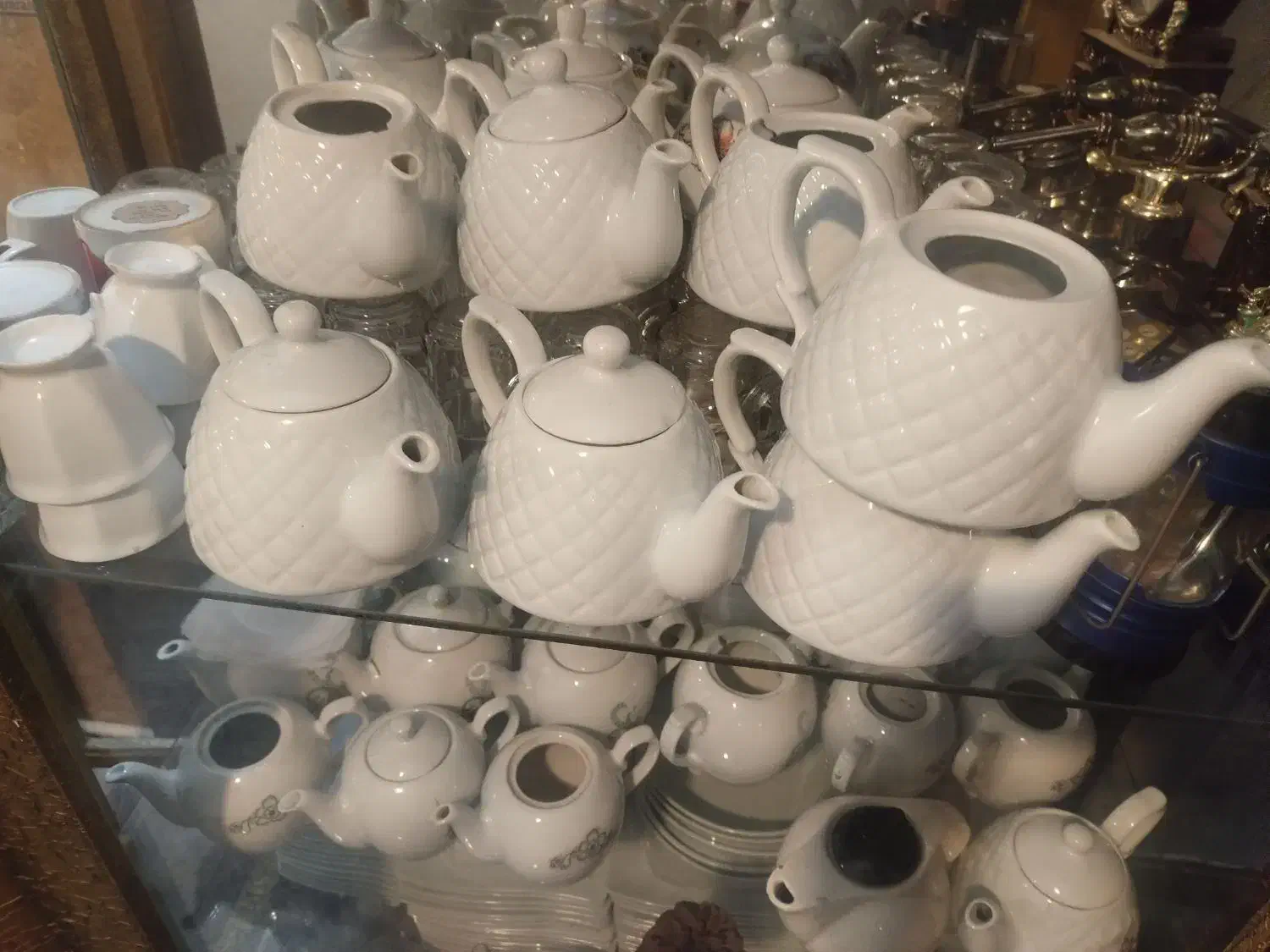 قوری|قوری، کتری، قهوه‌ساز دستی|خسروشاه, |دیوار