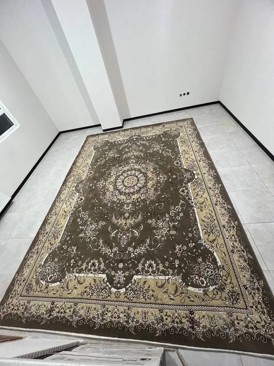 فرش ۱۲ متری ۵۰۰ شانه تمام نخ بدون ایراد|فرش|کرج, کیانمهر|دیوار