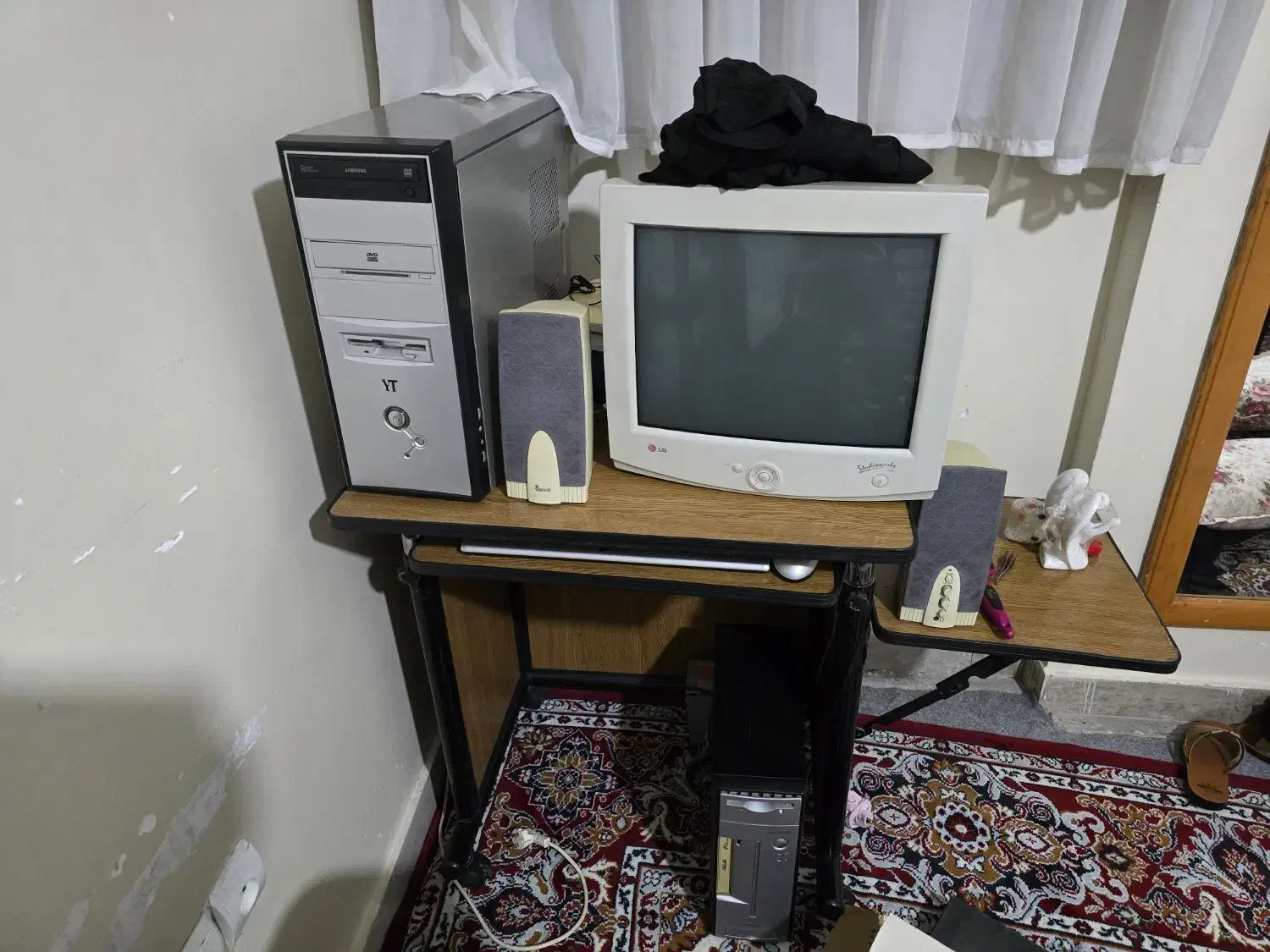 میز کامپیوتر|میز تحریر و کامپیوتر|باغستان, |دیوار