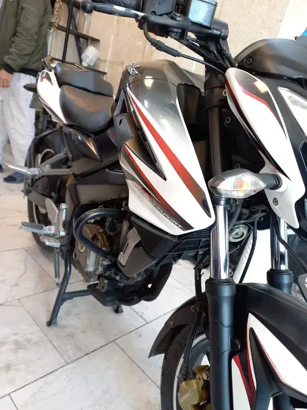 NS200 ان اس ۲۰۰ مدل 95|موتورسیکلت|ری, صفاییه (چشمه علی)|دیوار