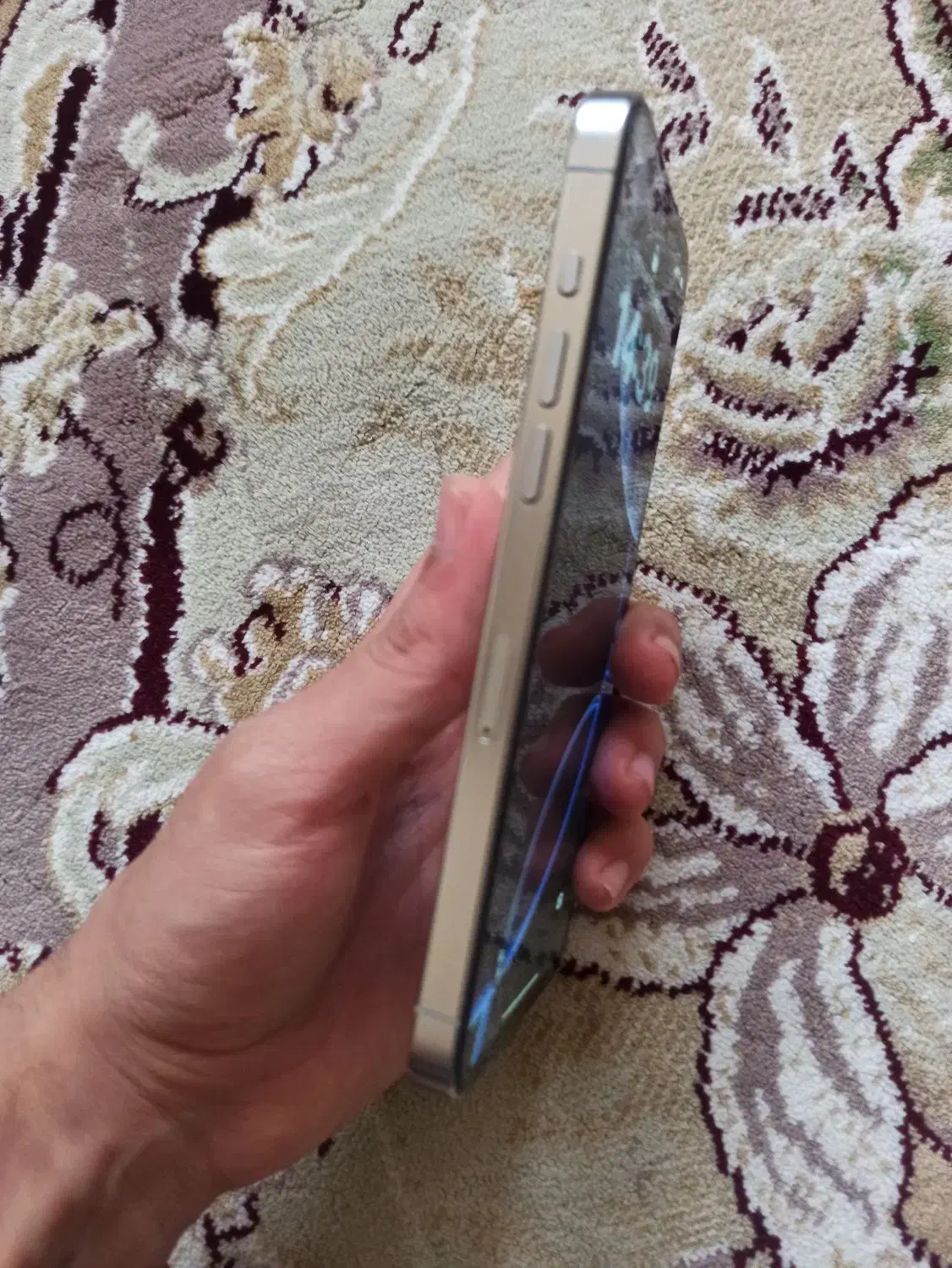 گوشی ایفون طرح 15پرومکس  5G به علت نیاز مالی|موبایل|سهند, |دیوار