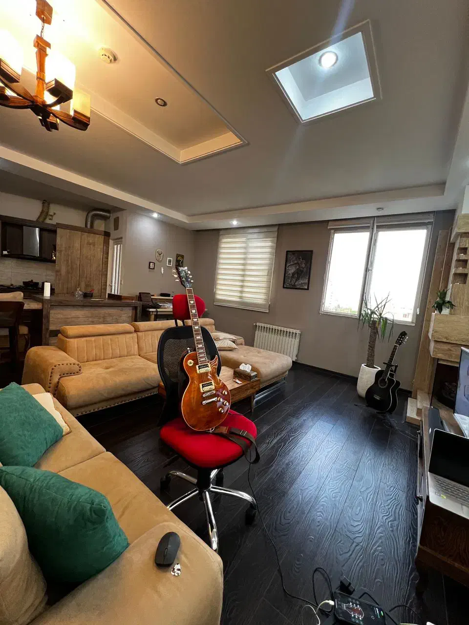 آپارتمان ۸۱ متری * اوایل هاشمیه قبل صارمی* نورگیر|فروش آپارتمان|مشهد, هنرستان|دیوار