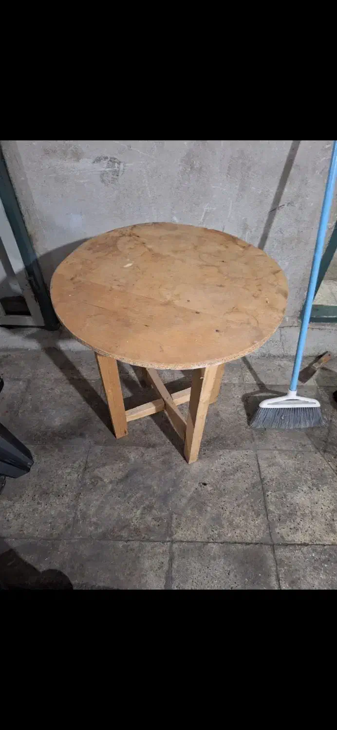 میز چوبی گرد|میز تلفن|تهران, مولوی|دیوار