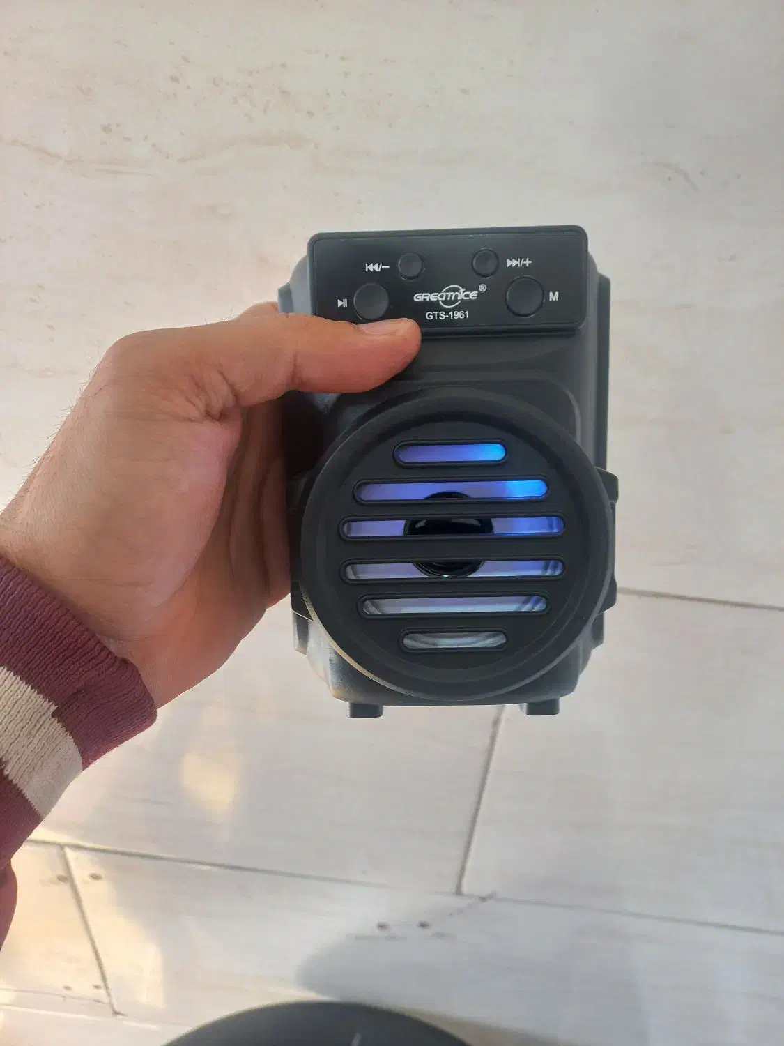 اسپیکر وپاوربانک|لوازم جانبی موبایل و تبلت|قم, علی آباد سعدگان|دیوار