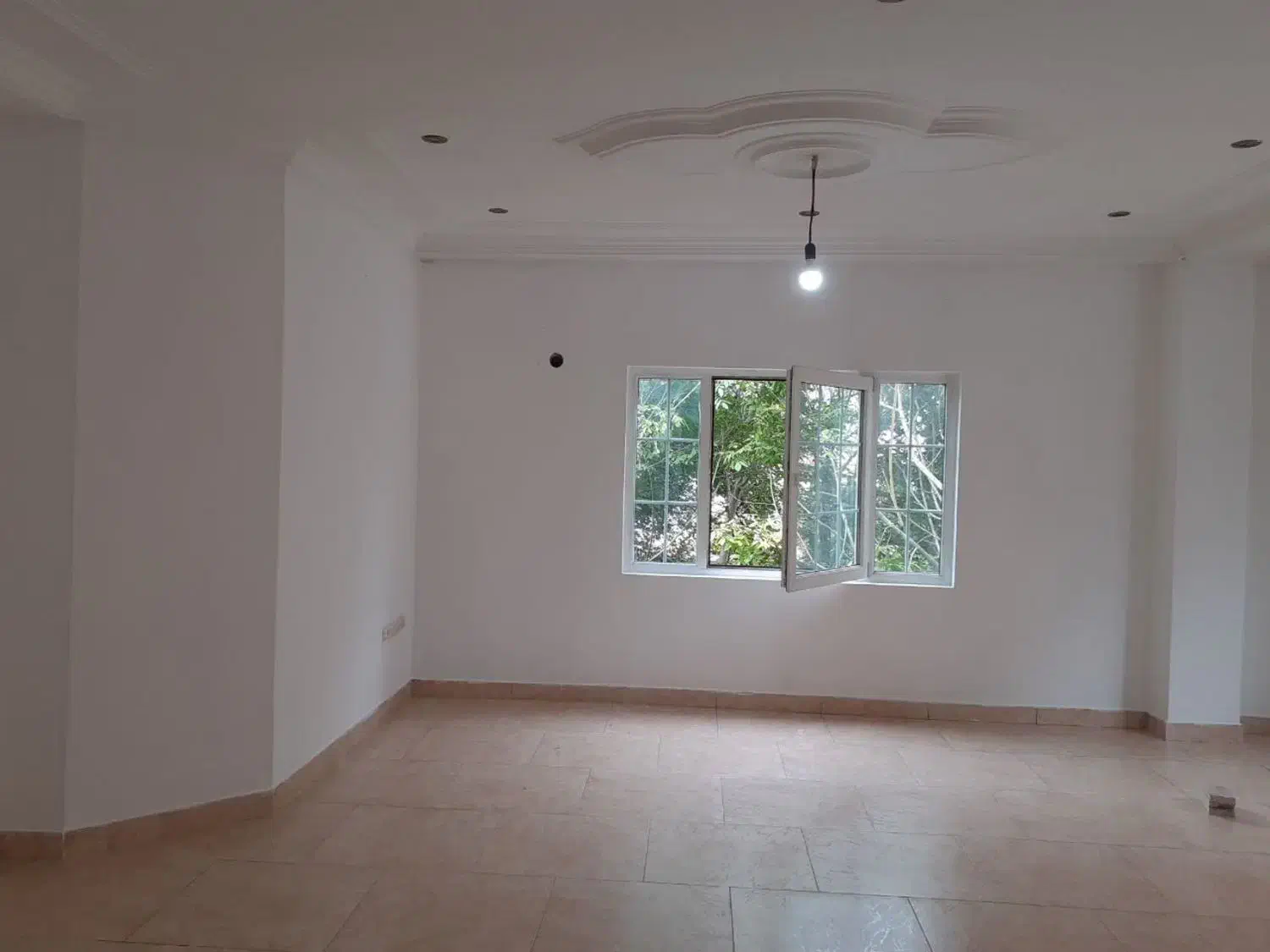 نقاشی ساختمان با قیمت مناسب پذیرفته میشود|خدمات پیشه و مهارت|نوشهر, |دیوار