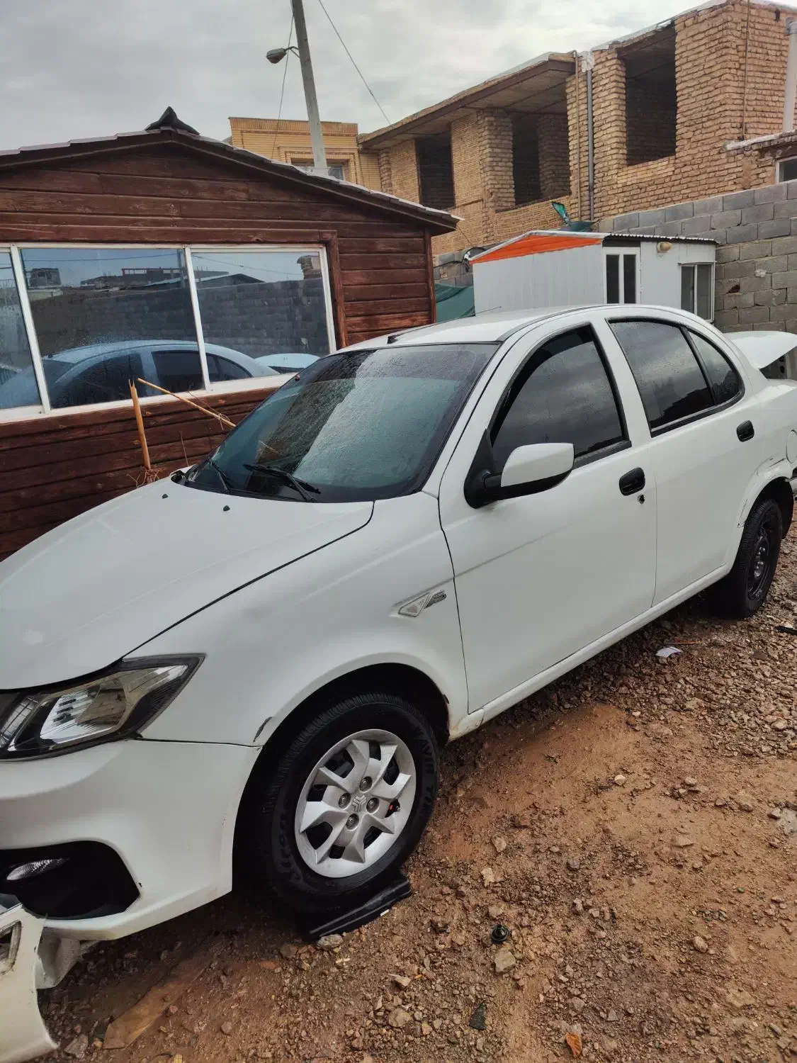 ساینا sتصادفی|خودرو سواری و وانت|تهران, فرودگاه مهرآباد|دیوار