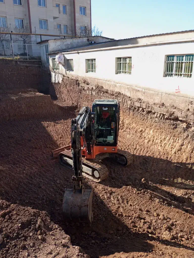 اجاره مینی بیل به همراه پیکوروپاکت۴۰ تمام مناطق|خدمات حمل و نقل|پاکدشت, پاکدشت (مامازند)|دیوار