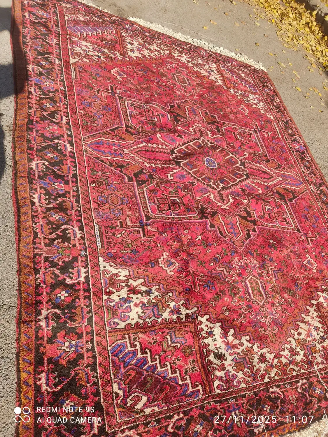 یک تخته ۱۲ متری ،|فرش|مراغه, |دیوار