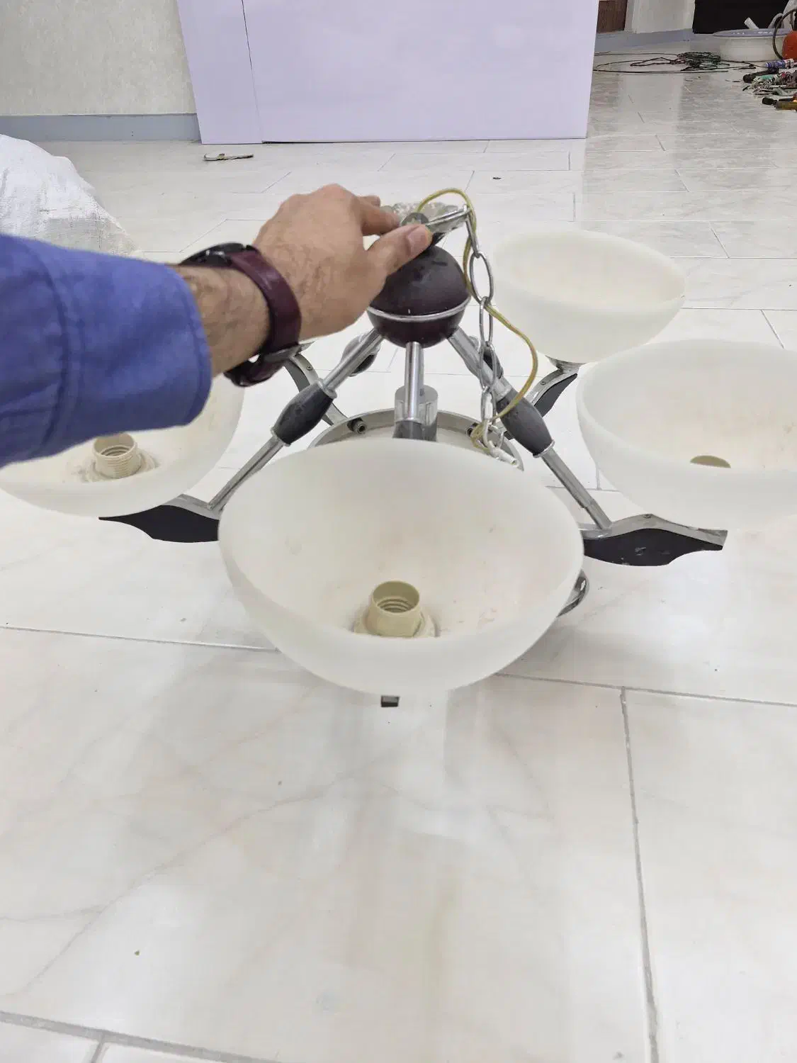 لوستر شیک|لوستر و چراغ آویز|شیراز, زرهی|دیوار