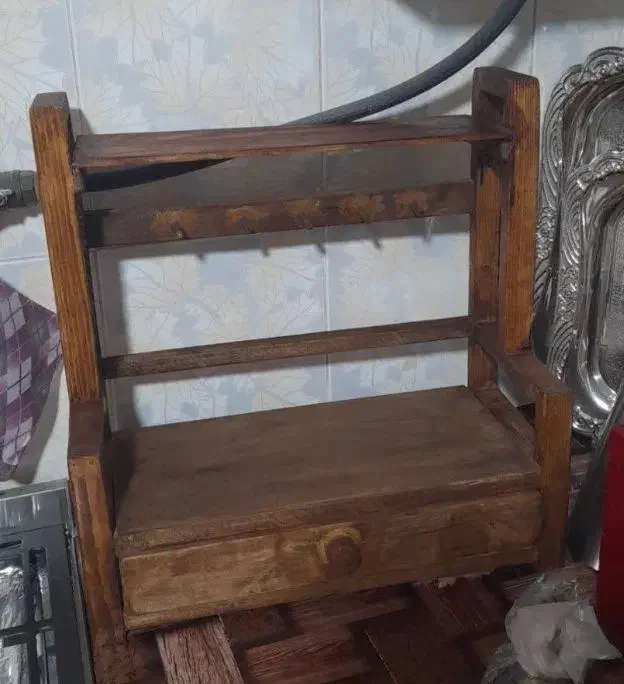 یه سری ظروف|ظروف سرو و پذیرایی|نجفآباد, فردوسی|دیوار