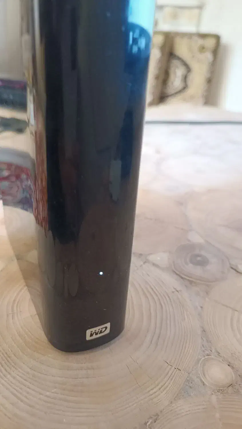 هارد اکسترنال ۴ ترا رم لپتاپ ۴گیگ|قطعات و لوازم جانبی رایانه|اصفهان, خرم|دیوار