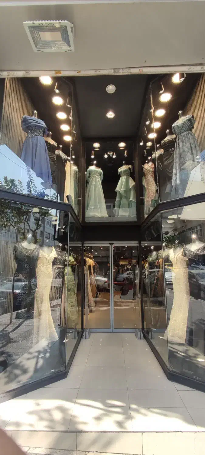 فروشنده خانم|استخدام بازاریابی و فروش|تهران, سهروردی|دیوار