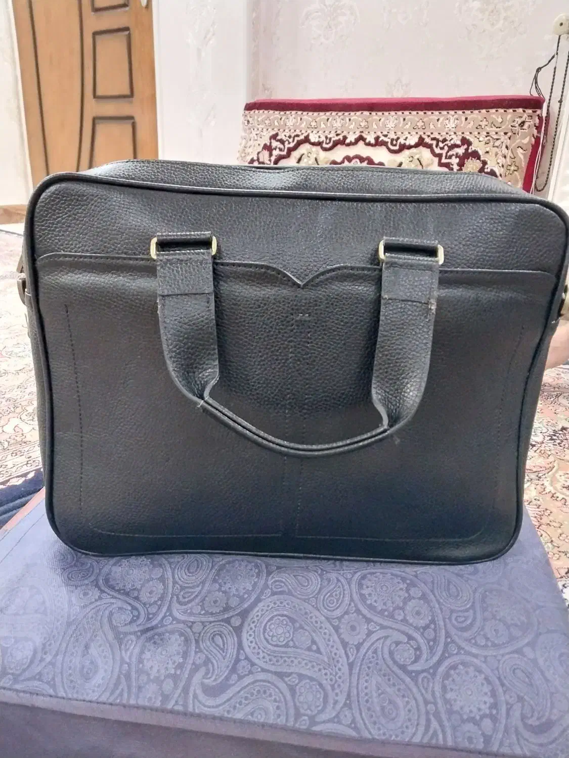 کیف اداری چرمی|کیف، کفش، کمربند|ری, شهید غیوری (ابن باویه)|دیوار