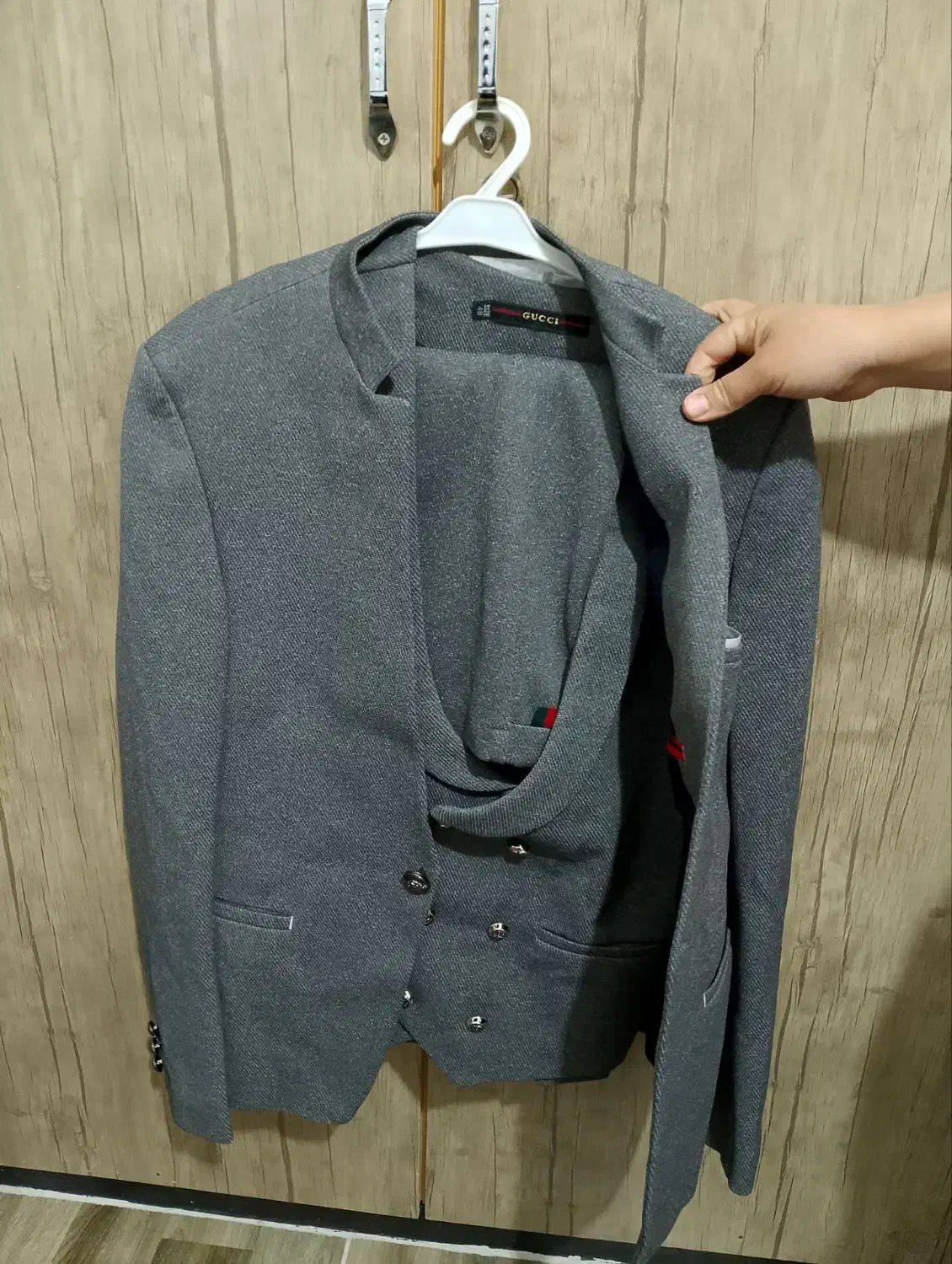 لباس|لباس|قیدار, |دیوار