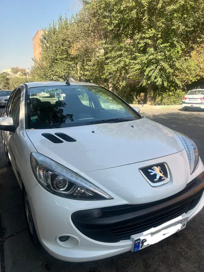 پژو ۲۰۷ مدل ۱۳۹۶|خودرو سواری و وانت|تهران, نازیآباد|دیوار