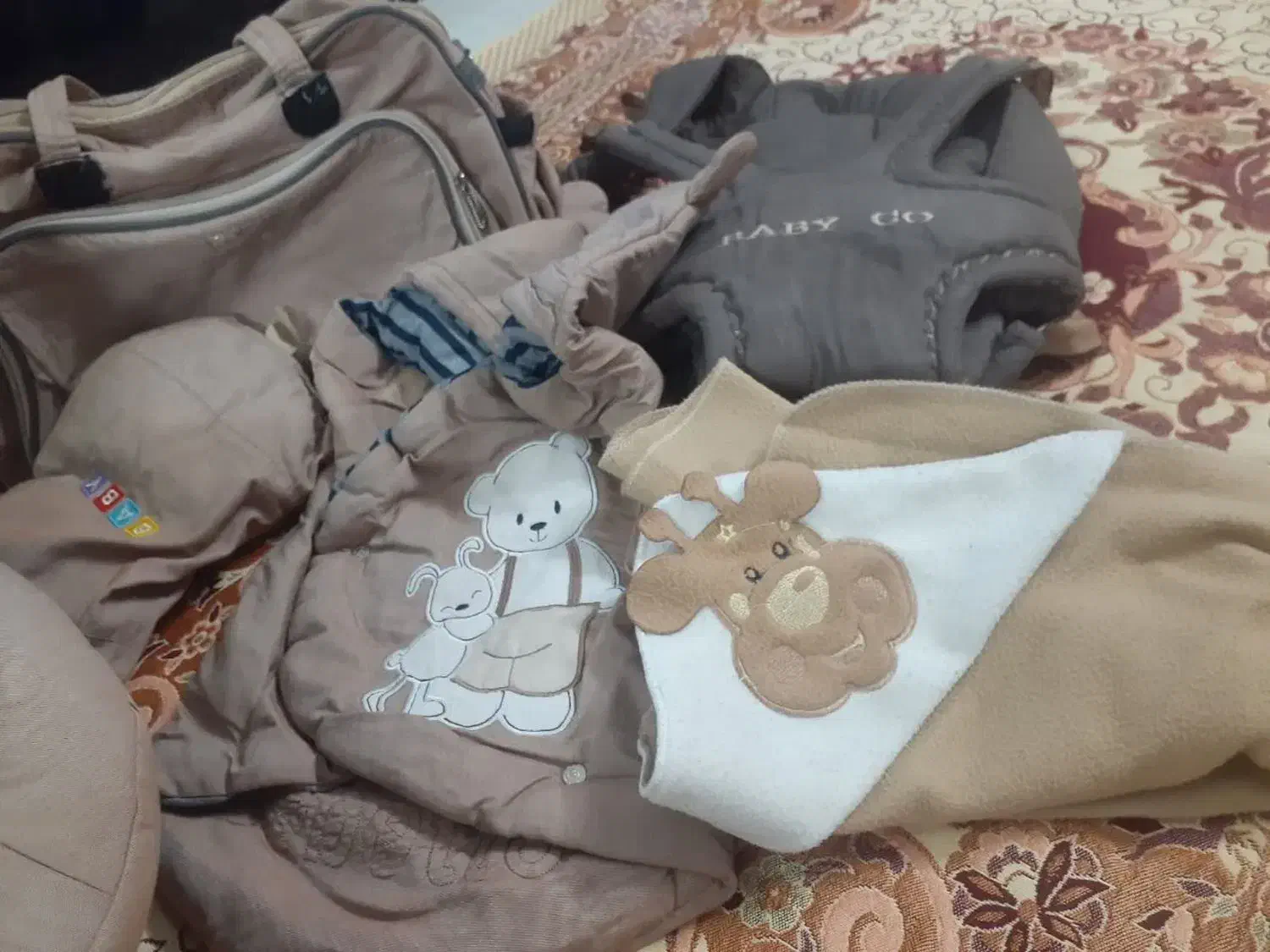 سرویس کامل بچه فقط قیمتش تا امشب ۳میلیون است|کالسکه و لوازم جانبی|مشهد, سرافرازان|دیوار