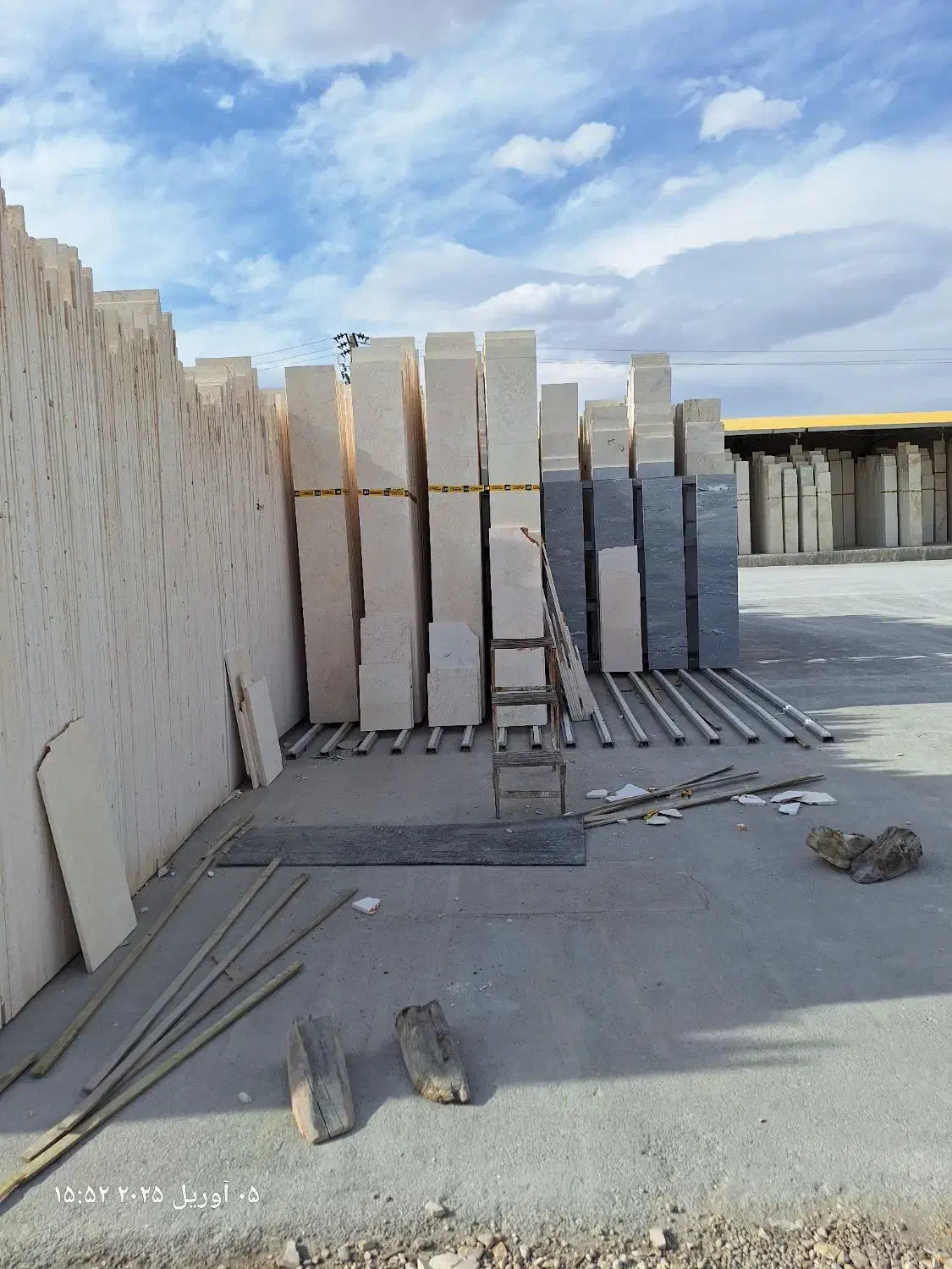 استخدام کارگر درسنگفروشی|استخدام معماری، عمران و ساختمانی|مشهد, نظام دوست|دیوار