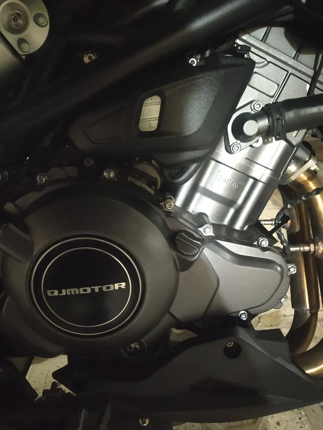 موتور کیوجی ۲۵۰ مدل ۱۴۰۲ مشابه صفر ۹۰۰ دونه کارکرد|موتورسیکلت|اصفهان, شاهد|دیوار