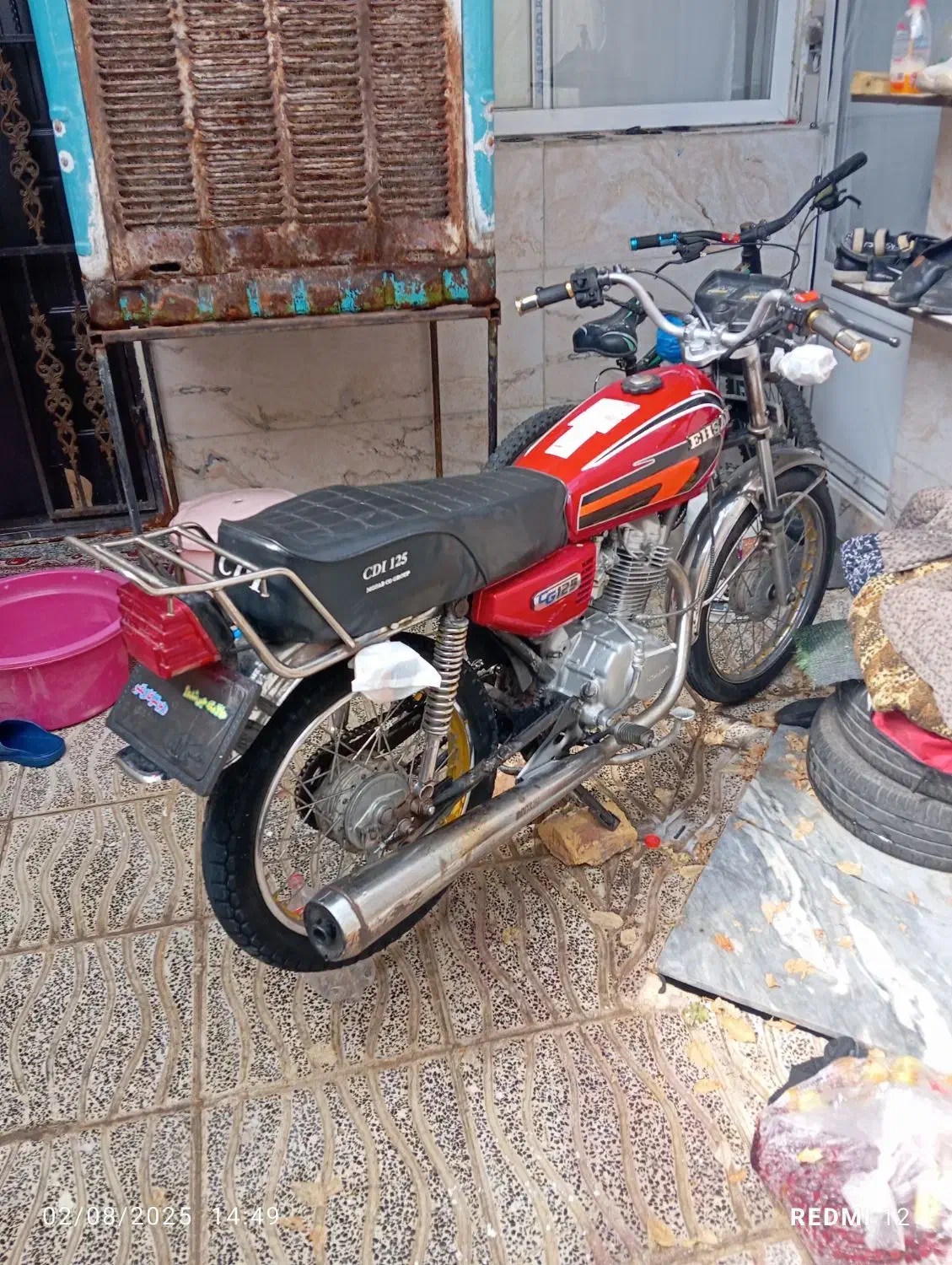 هوندا 125 پلاک قدیمی‌|موتورسیکلت|میانه, |دیوار