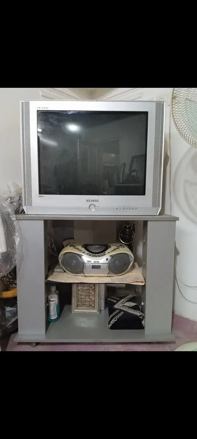 تلویزیون|تلویزیون و پروژکتور|چابکسر, |دیوار