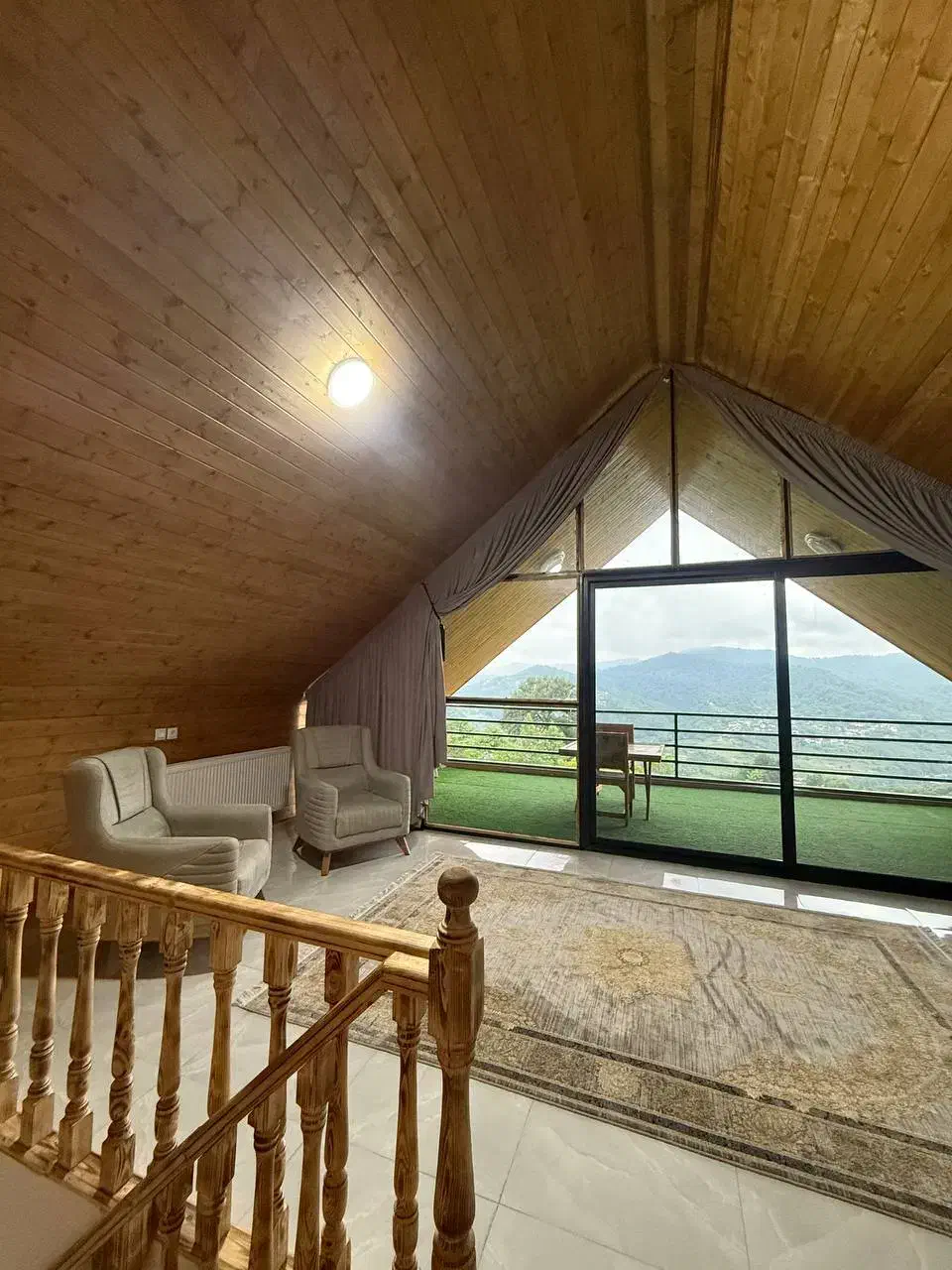 کلبه چوبی با ویو جنگلی در منطقه لفور|اجارهٔ کوتاهمدت ویلا و باغ|آلاشت, |دیوار