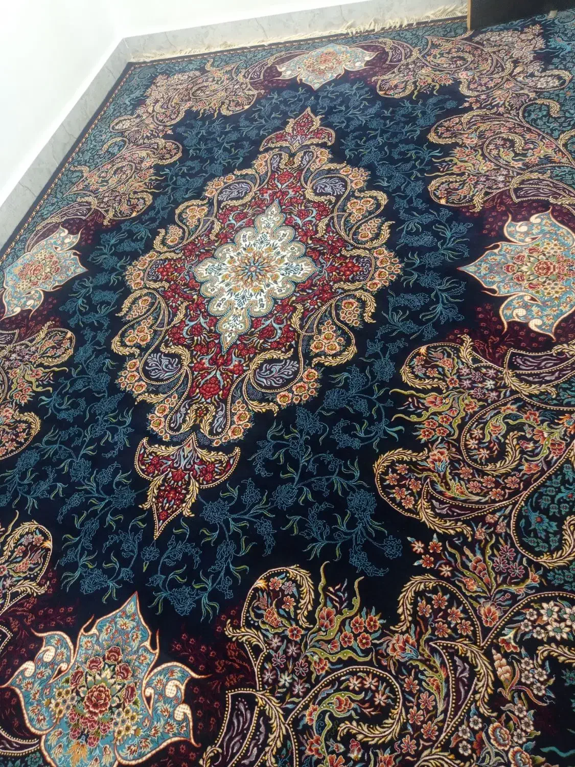 فرش درحدنو|فرش|خرمآباد, |دیوار