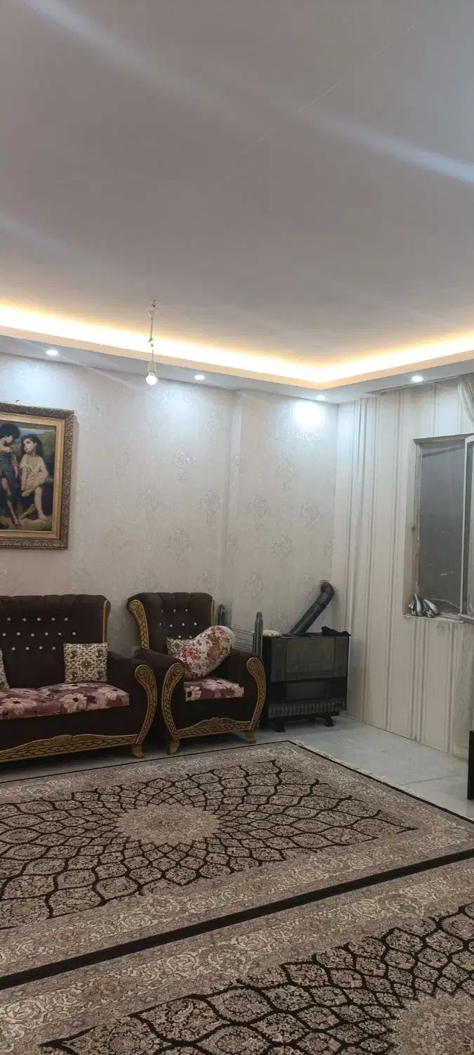 خانه دوشان روی خیابان 20متری پادگان|فروش آپارتمان|سنندج, |دیوار