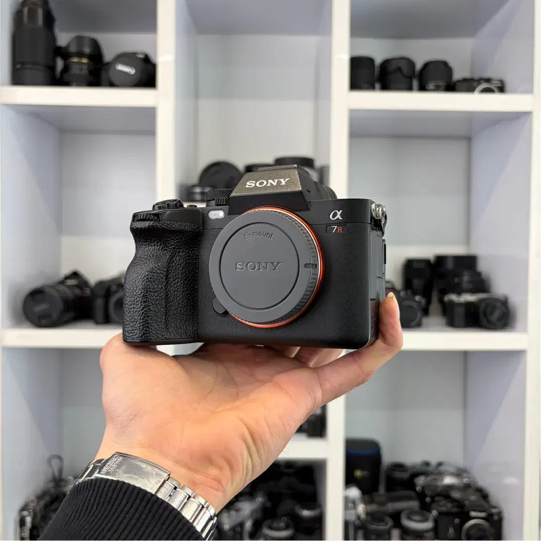 Sony A7R V|دوربین عکاسی و فیلم‌برداری|تهران, فردوسی|دیوار