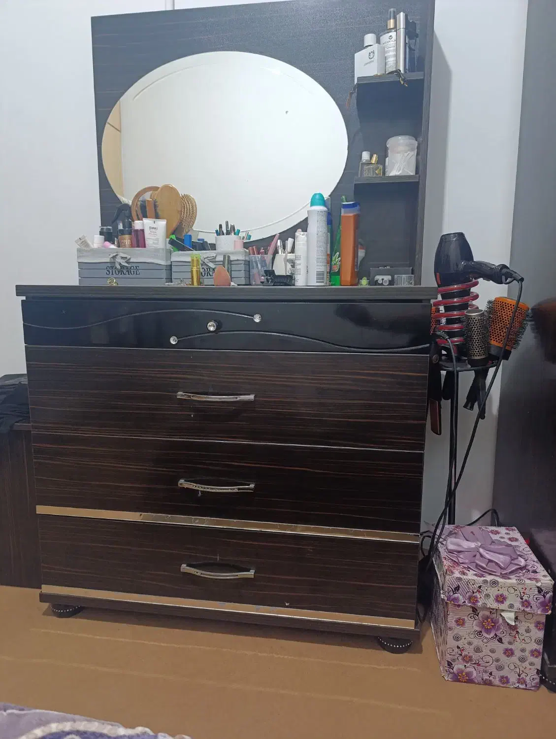 ست تخت خواب دونفره و خوشخواب و کمدو پاتختی|تخت و سرویس خواب|بندر انزلی, آخرخط|دیوار