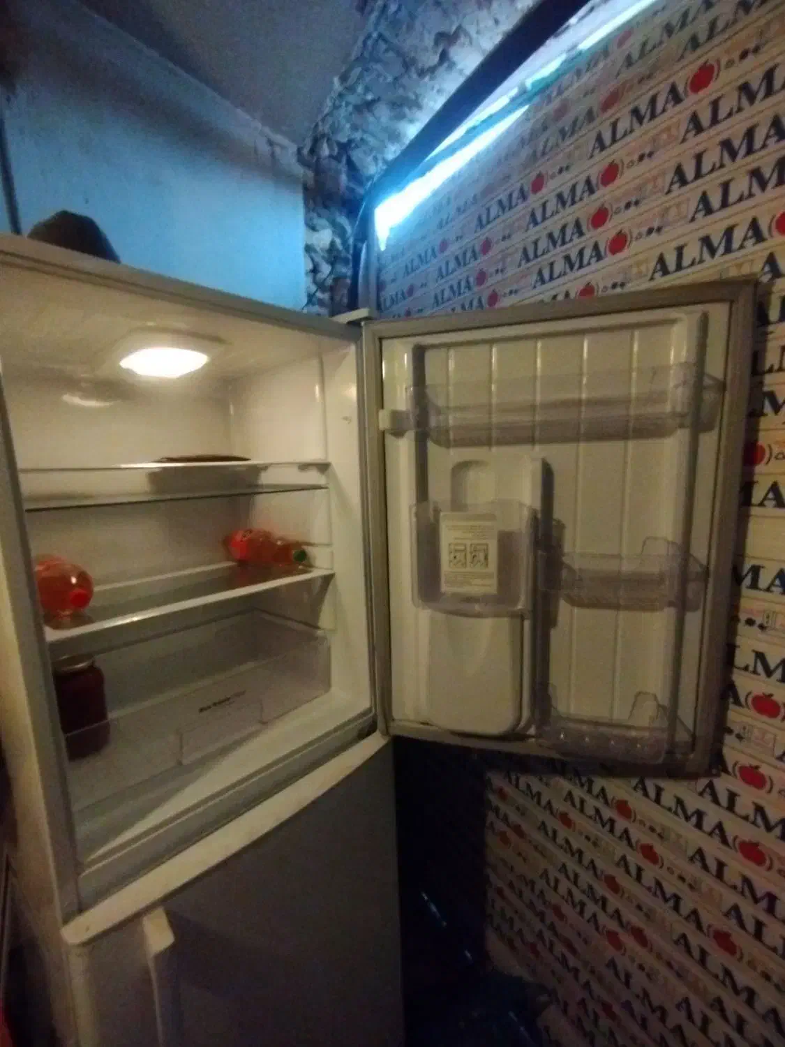 یخچال فریزر|یخچال و فریزر|رباطکریم, پیغمبر|دیوار