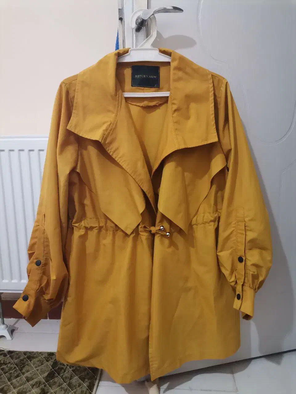 تعدای پالتو مانتو لباس|لباس|پرند, فاز ۶|دیوار