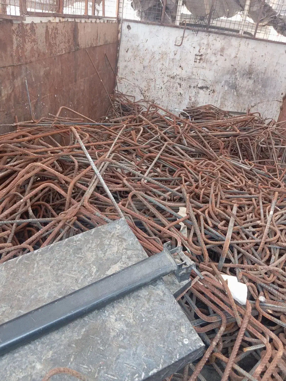 خرید انواع ضایعات فلزات|خدمات پیشه و مهارت|شهرکرد, |دیوار