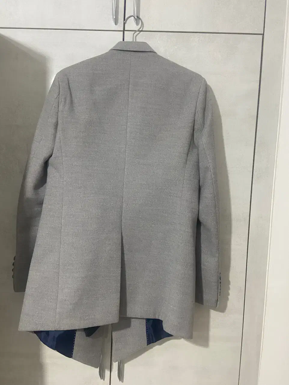 پالتو|لباس|سنندج, |دیوار