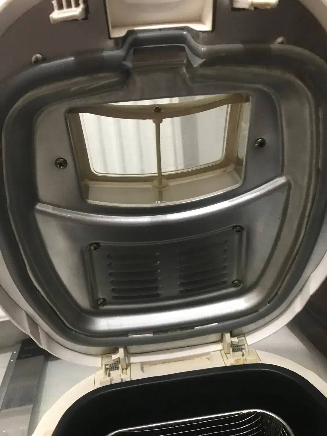 سرخ کن بلک اند دکر Black&Decker مدل EF 40|اجاق گاز و لوازم برقی پخت‌وپز|محمدشهر, شهرک پیام (مهرالبرز)|دیوار