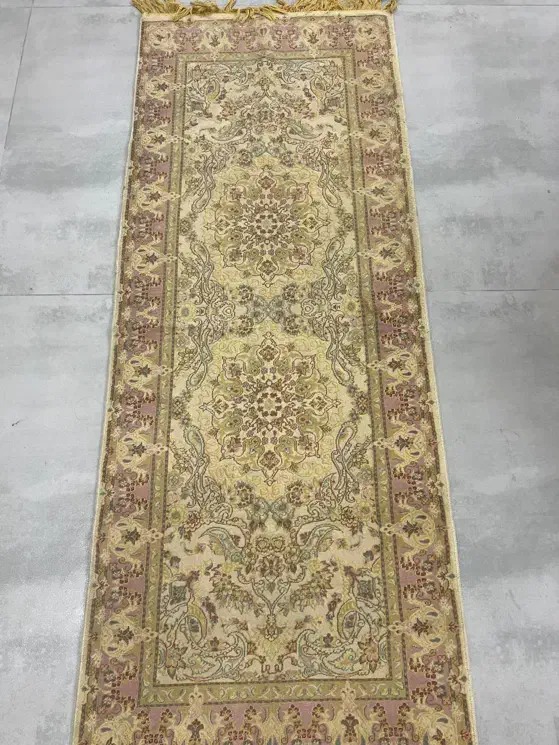 قالیچه راهرو یا آشپزخانه|فرش|تهران, سهروردی|دیوار