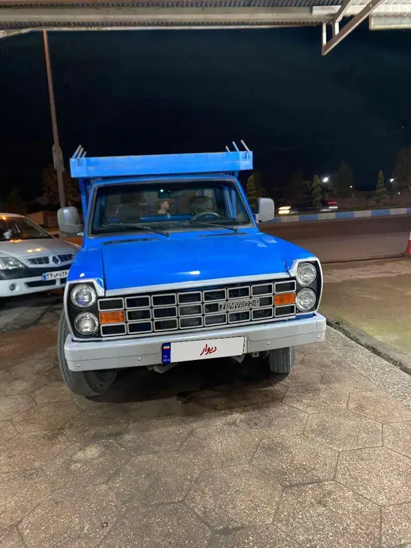 وانت نیسان دوگانه تناژ پایین|خودرو سواری و وانت|بندر انزلی, نامجو|دیوار