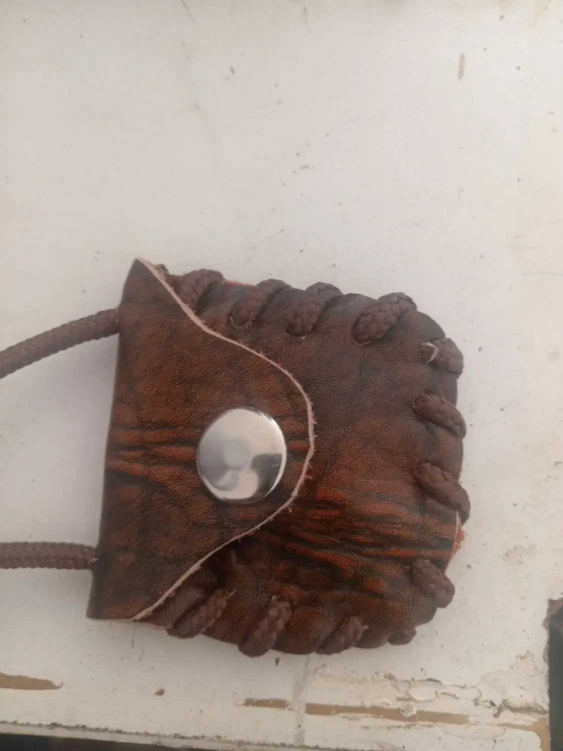 گردن اویز دعاووان بکادچرمی ودستبند|صنایع دستی و سایر لوازم تزئینی|اردبیل, |دیوار