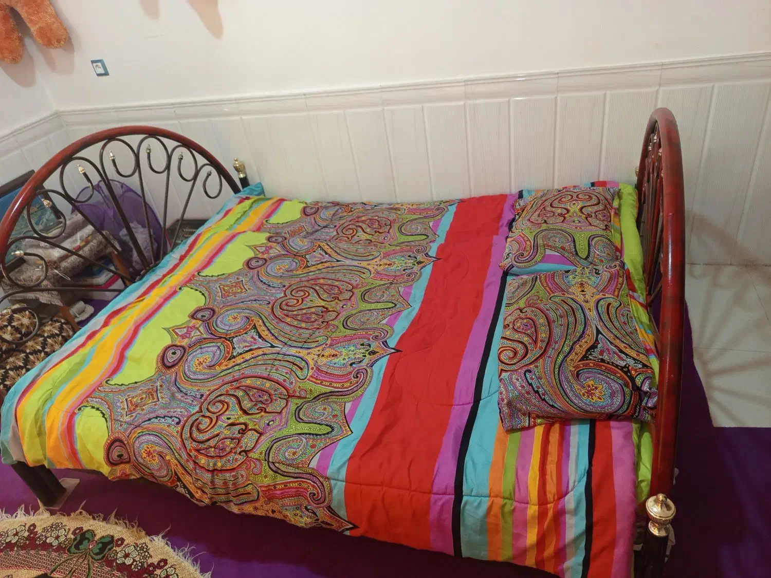 تخت خواب دونفره فلزی بهمراه تشک|تخت و سرویس خواب|آبادان, |دیوار