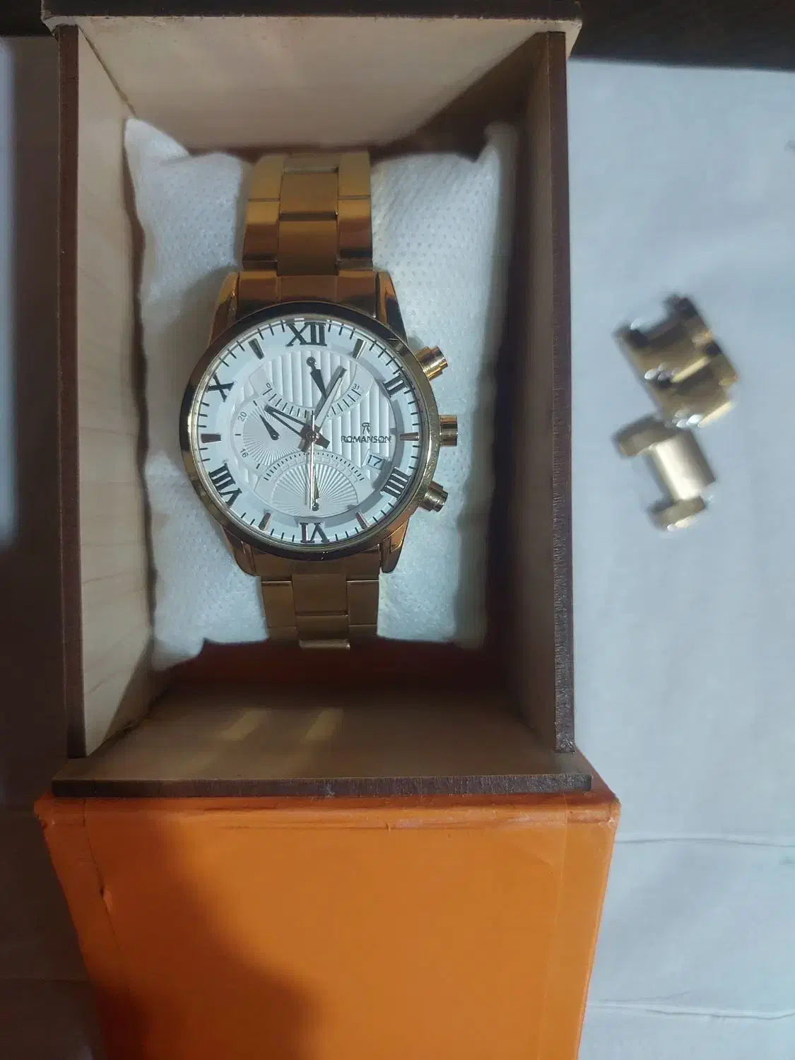 ساعت مچی زنانه|ساعت|میانه, |دیوار