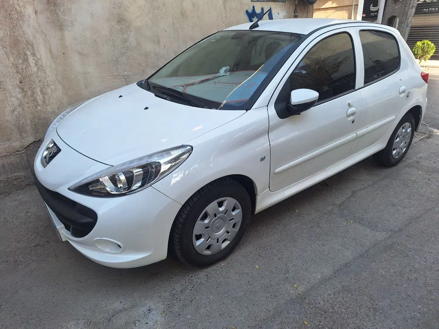 207 tu5 سقف فلز فول 1404|خودرو سواری و وانت|مشهد, راهنمایی|دیوار