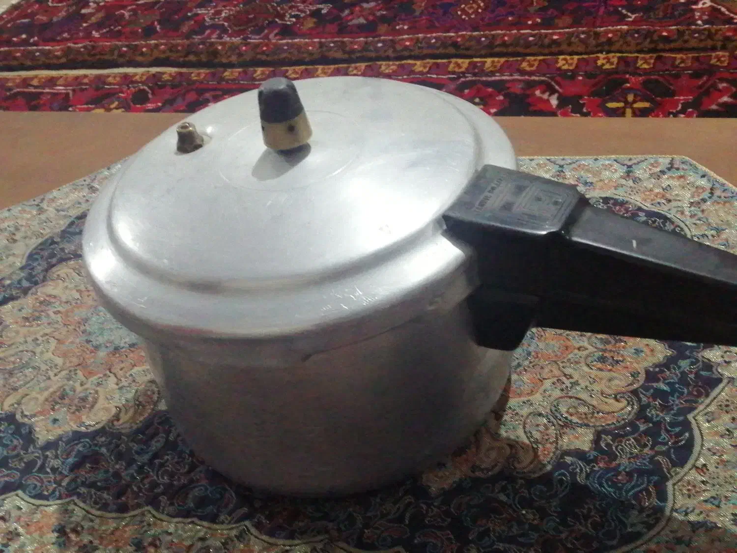 زودپز|ظروف پختوپز|تبریز, |دیوار