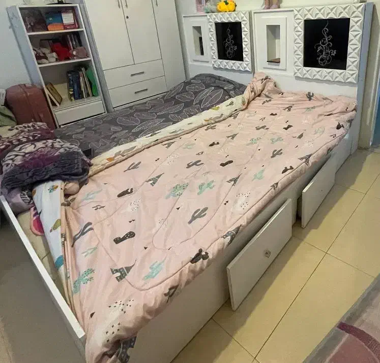 تخت|تخت و سرویس خواب|تهران, زیبادشت|دیوار