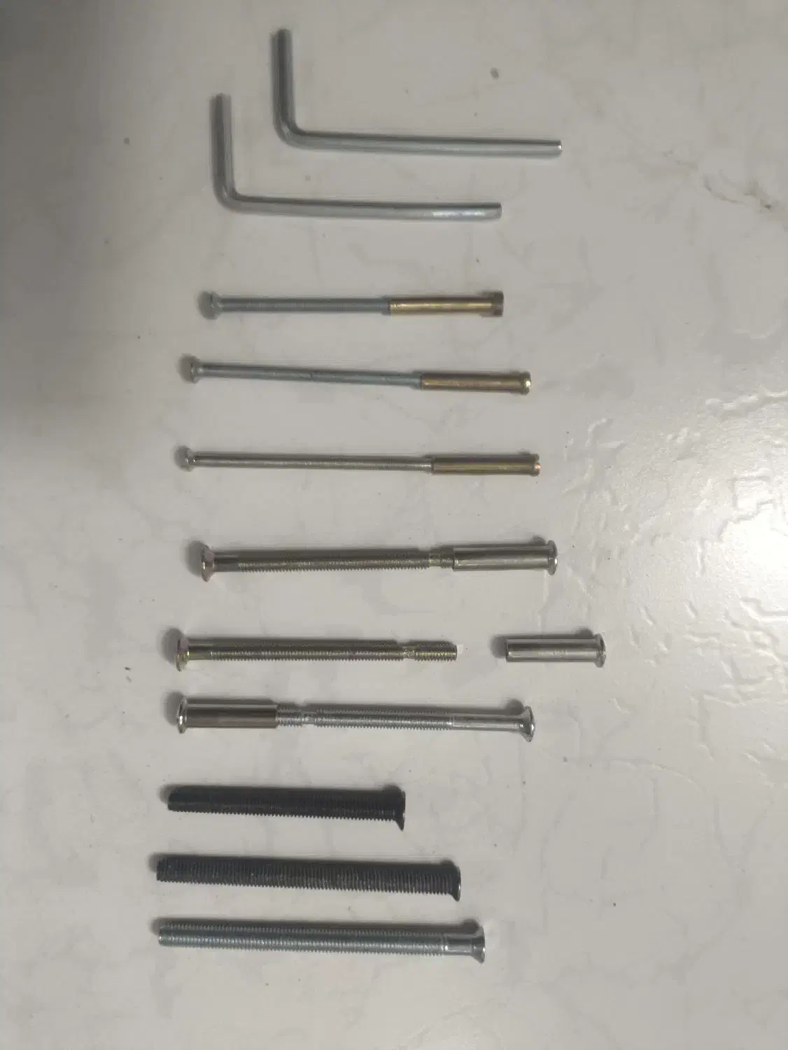 پیچ فیکس دستگیره|مصالح و تجهیزات ساختمان|مشهد, چهارچشمه|دیوار