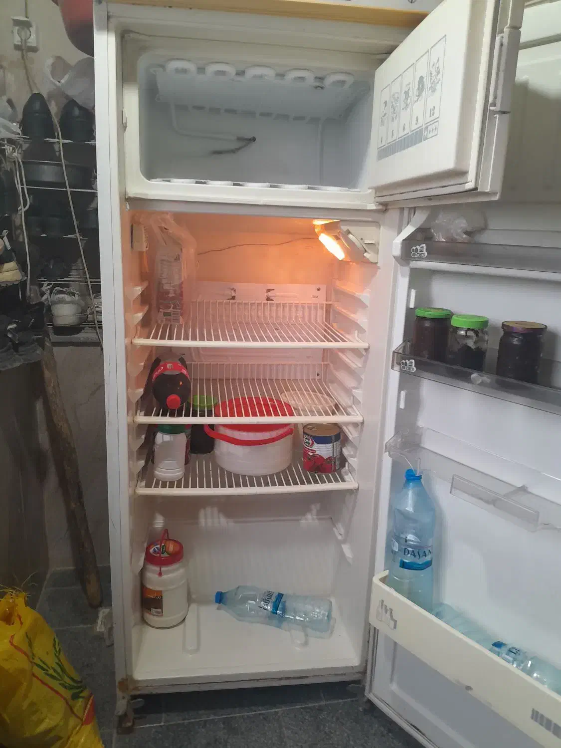 یخچال|یخچال و فریزر|تالش, هشتپر|دیوار