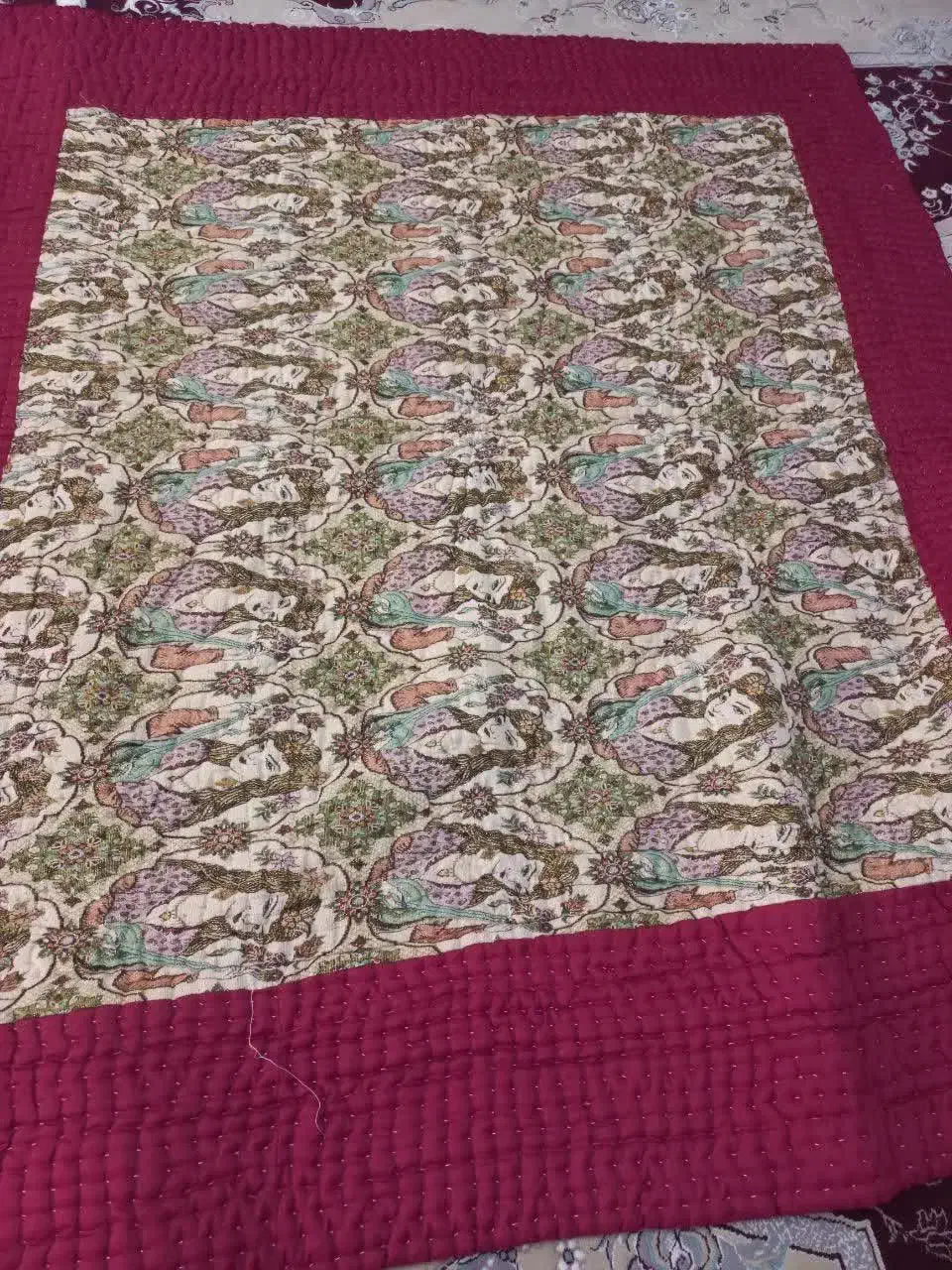 رختخواب|رختخواب، بالش، پتو|یزد, |دیوار