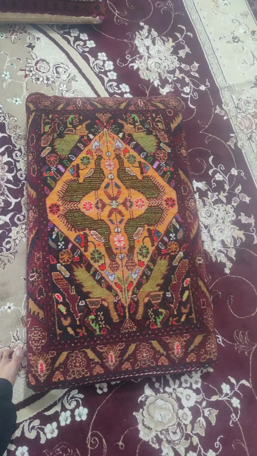 پشتی دست بافت|پشتی|تایباد, |دیوار