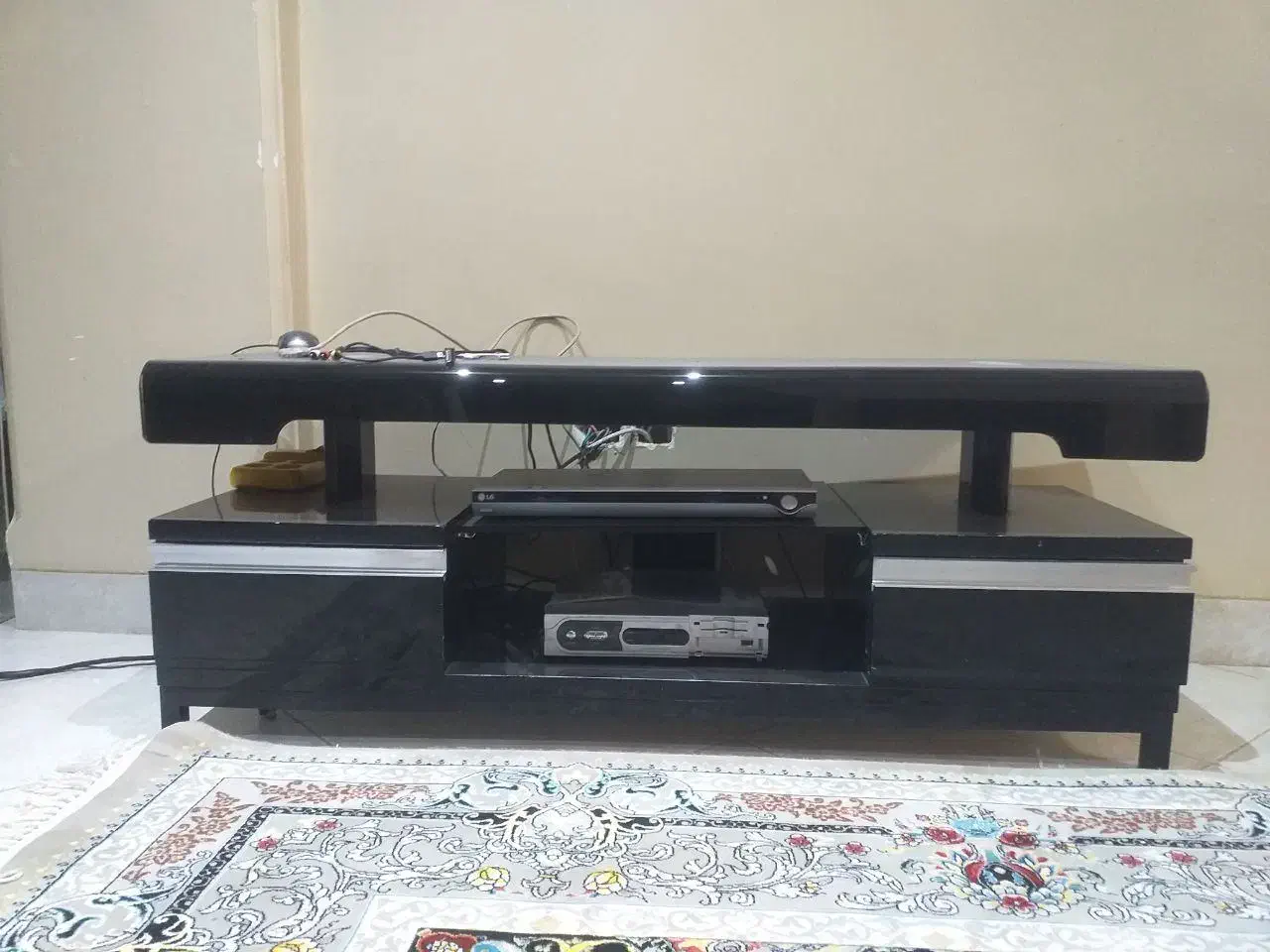 مبلمان و وسایل چوبی|کتابخانه، شلف، قفسه‌های دیواری|ملایر, |دیوار