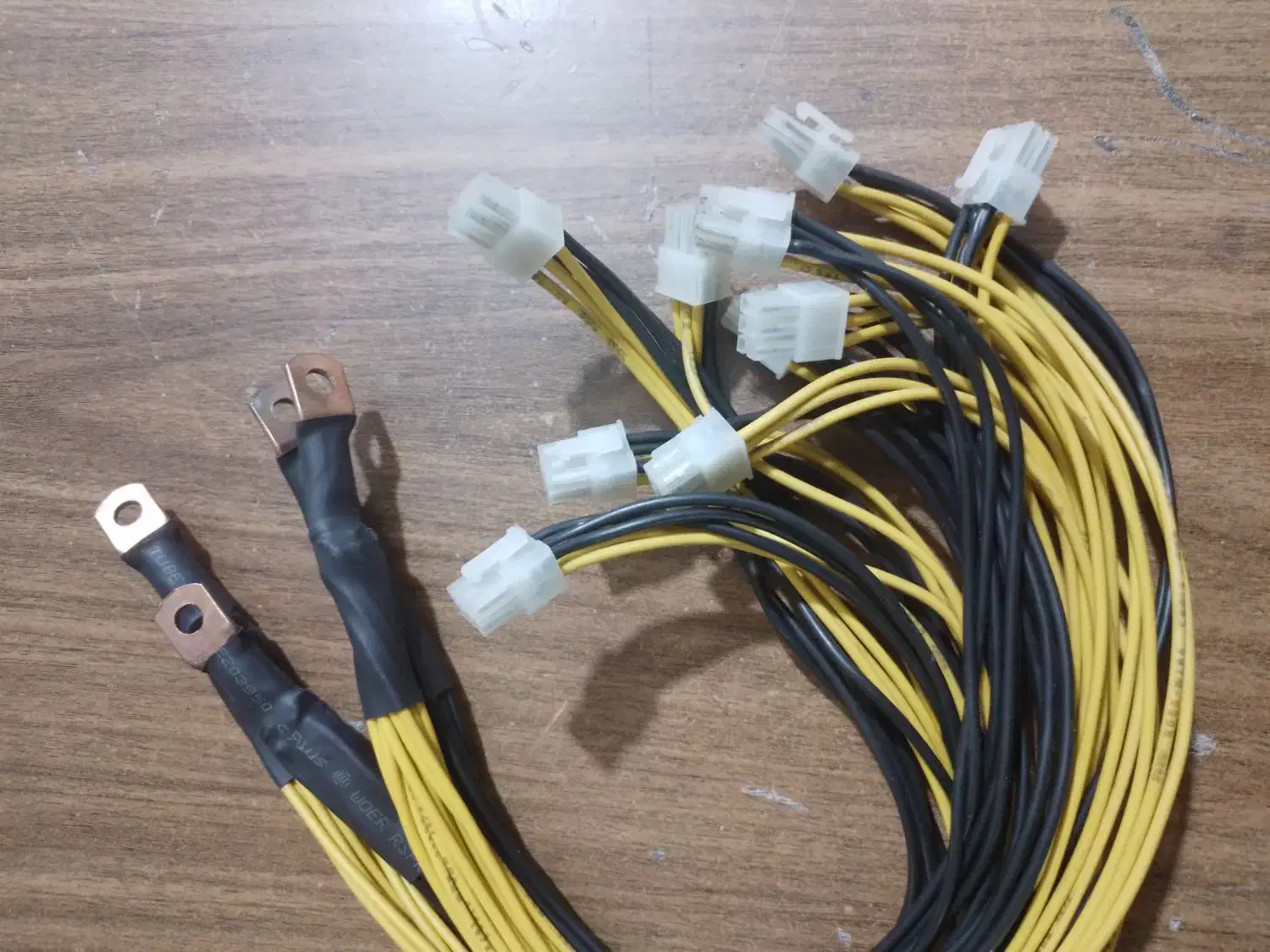 سیم کامل شش پین پاور|قطعات و لوازم جانبی رایانه|اردبیل, |دیوار