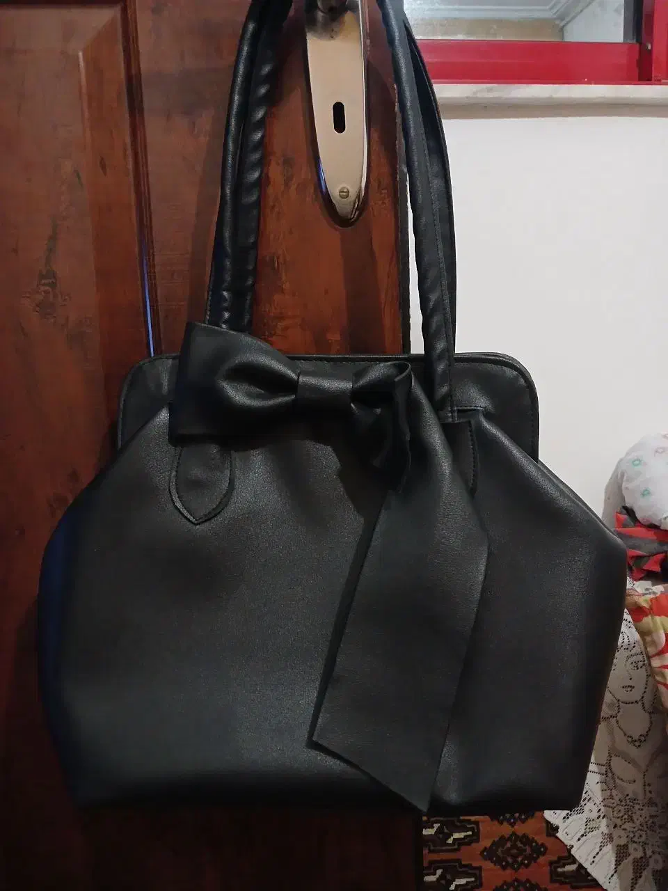 * کیف نو و زیبا *|کیف، کفش، کمربند|رشت, کوی قدس|دیوار