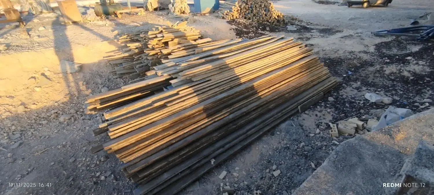 فروش چوب و تخته روسی دست دوم|مصالح و تجهیزات ساختمان|بروجن, |دیوار